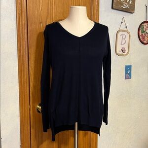 Cable & Gauge Navy Blue Sweater - Women’s Size Medium